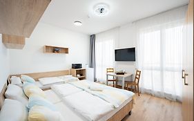 University Hotel
